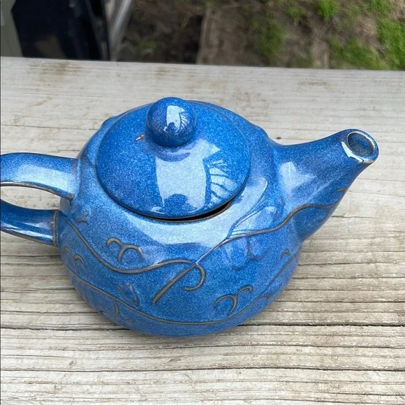 Blue Ceramic Teapot - Picture 2 of 3